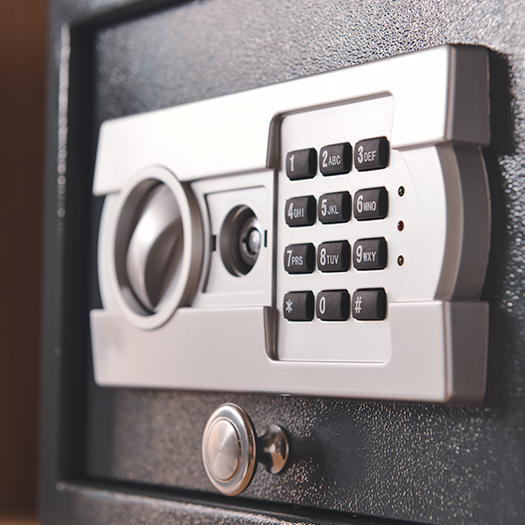 Electronic safe keypad and lock